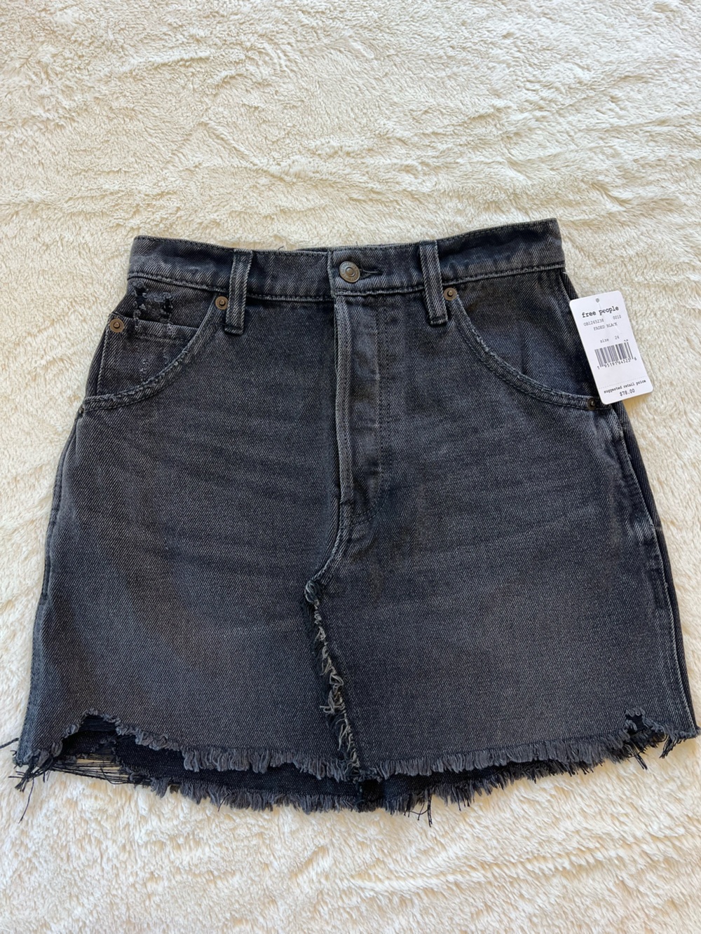 Free People Black Washed High-Rise Distressed Jeans size 24 NWT